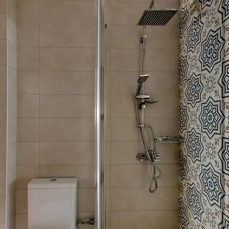 Twin Lofts ταξιαρχών, A Kalamatastay